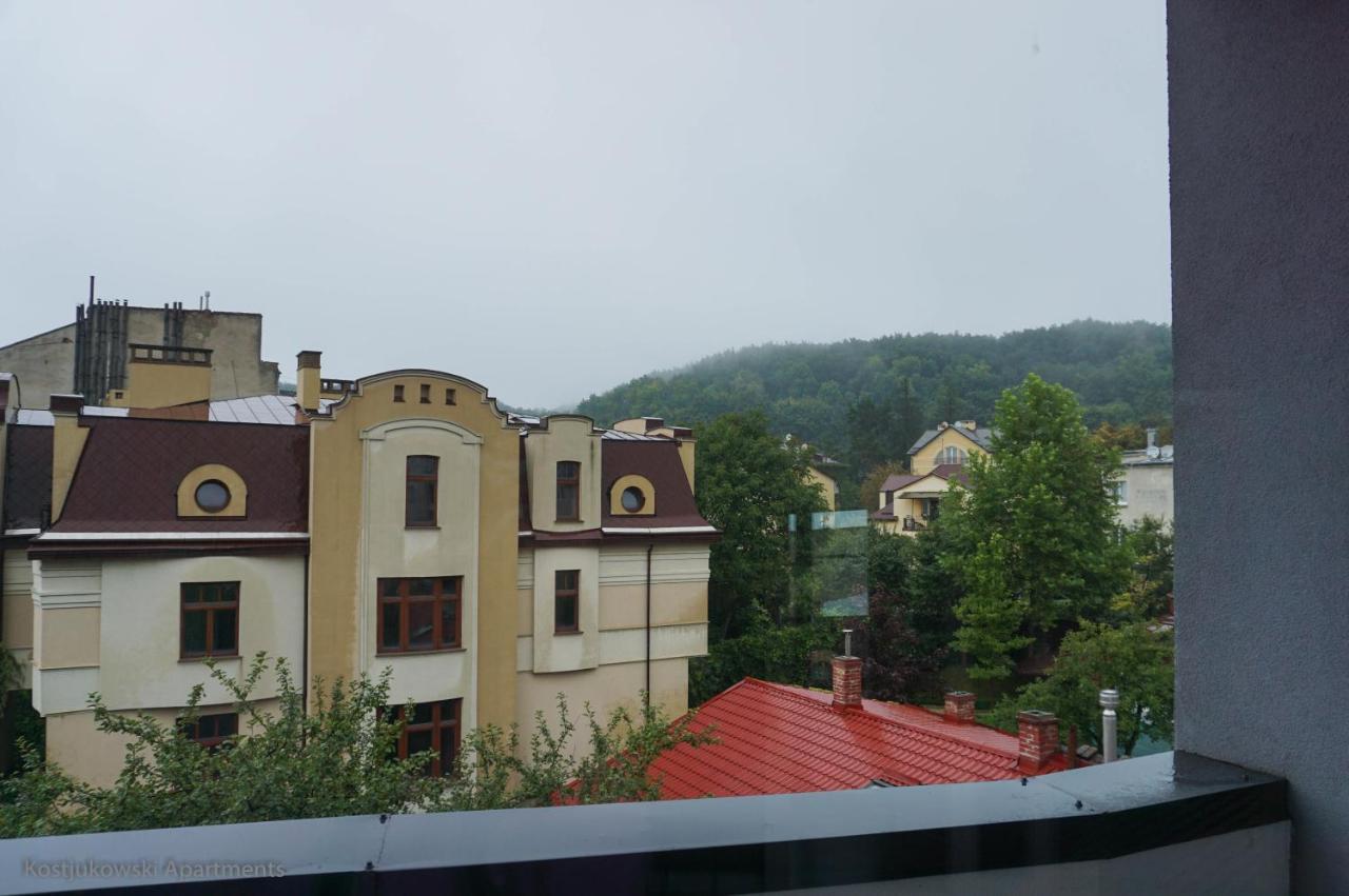 Apart-Hotel Kostjukowski Apartments Nizhynska 17 Lemberg Exterior foto