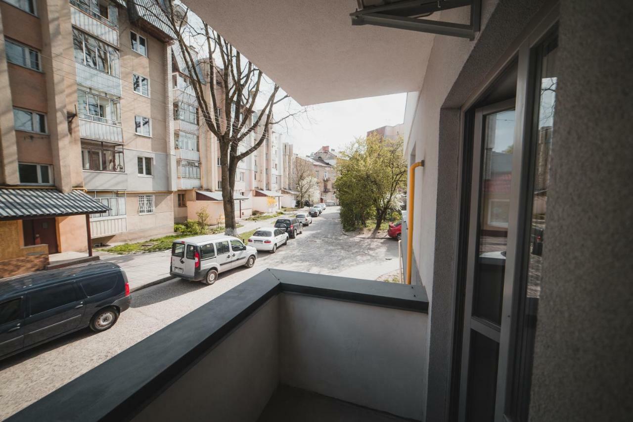 Apart-Hotel Kostjukowski Apartments Nizhynska 17 Lemberg Exterior foto